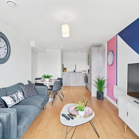 Stunning 2 Bedroom * Leeds (West Yorkshire)