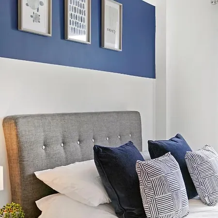 Stunning 2 Bedroom